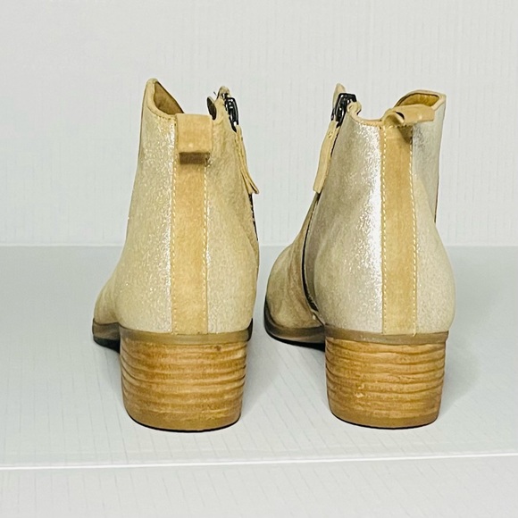 Sofft Coleta Booties NWOB - Picture 7 of 11